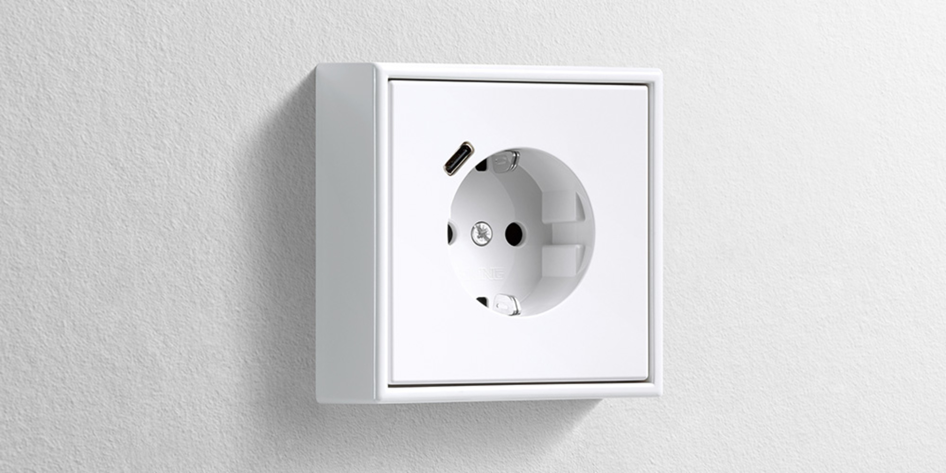 Erweiterter Anschlussraum für die Nachrüstung bei Elektroanlagen Jörg Komischke in Dresden